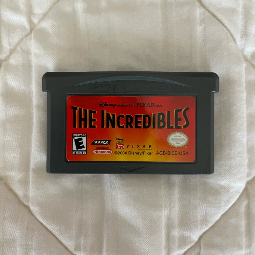 Nintendo The Incredibles GameBoy Advance Cartridge